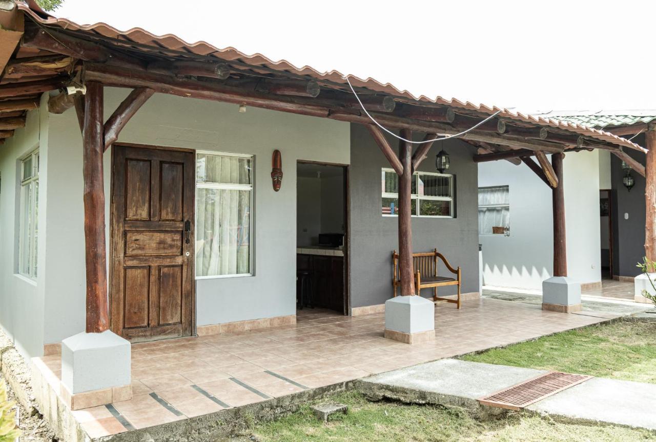Hotel El Rancho Quepos Εξωτερικό φωτογραφία