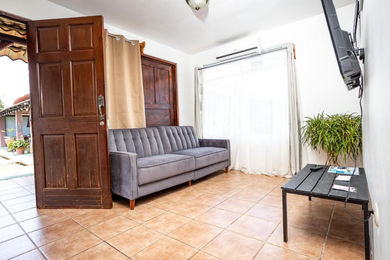 Hotel El Rancho Quepos Εξωτερικό φωτογραφία