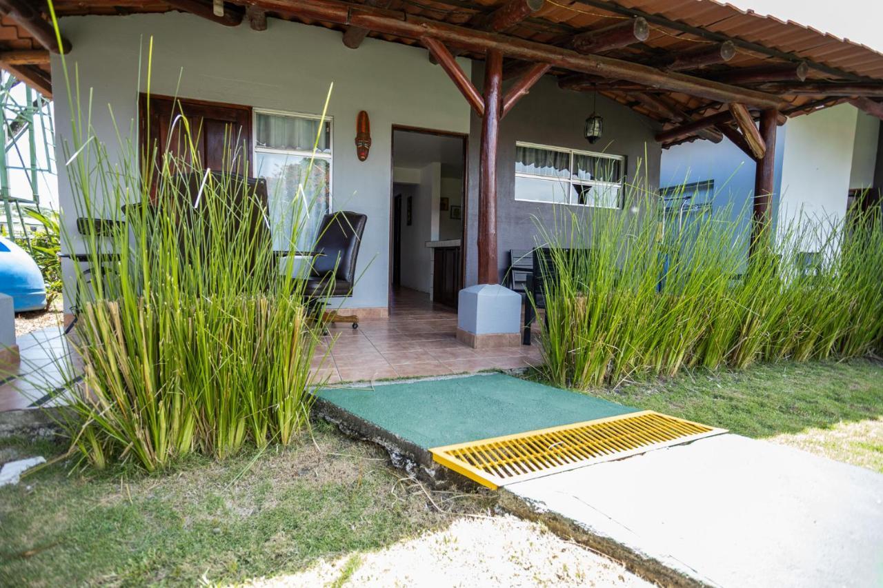 Hotel El Rancho Quepos Εξωτερικό φωτογραφία